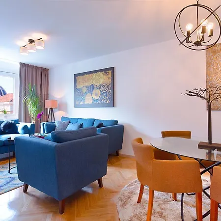 Deluxe Center Blue *